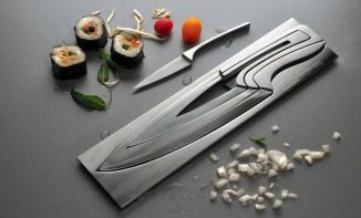 Deglon Meeting Knife Set : Modern Nesting Knives by Mia Schmallenbach