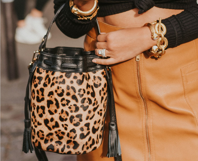 Genevieve Bucket Bag in Leopard Italian Haircalf