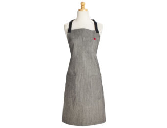 Modern and Simple Hedley and Bennett Pho Apron with Three Roomy Pockets