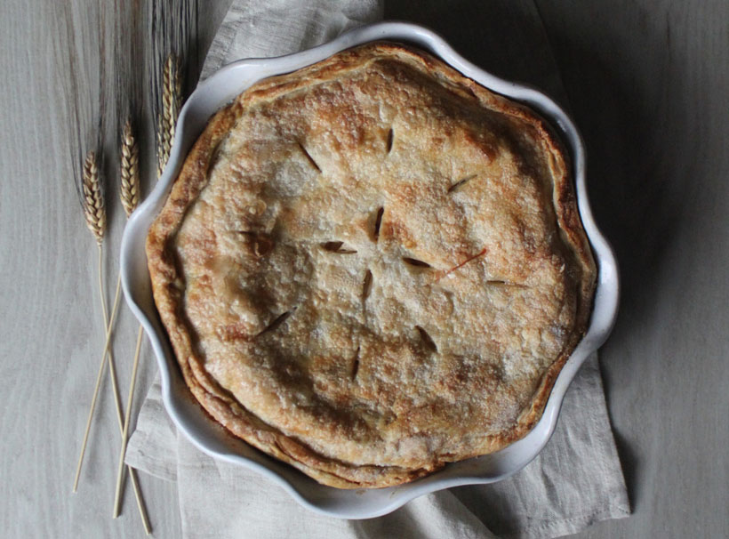 Laurel Pie Dish by Farmhouse Pottery