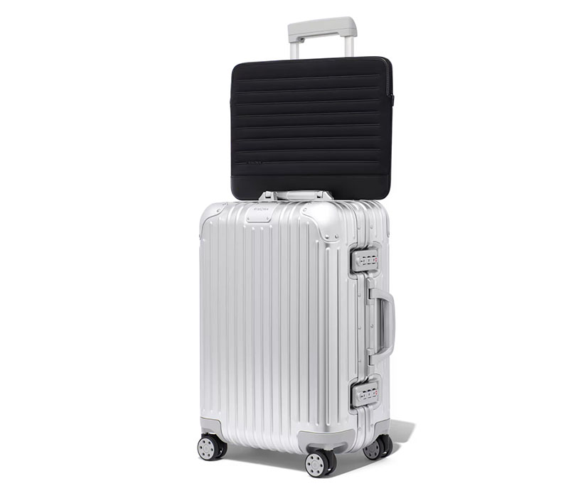 RIMOWA Never Still Flat Pouch
